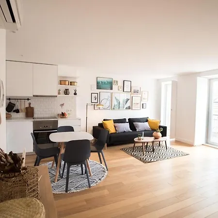 דירה Vale Quiet And Comfortable Apartment ליסבון