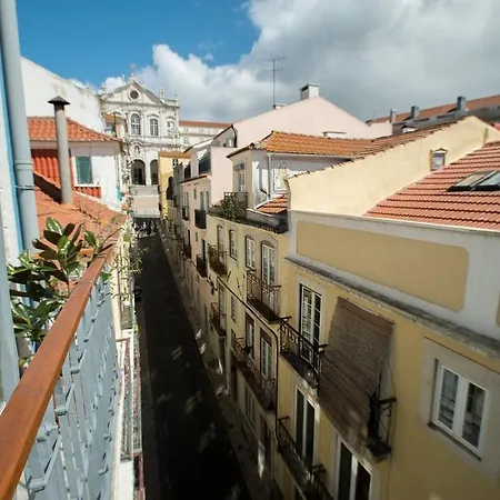 Vale Quiet And Comfortable Apartment *