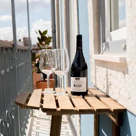 Vale Quiet And Comfortable Apartment *