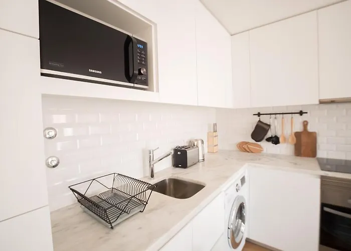 Vale Quiet And Comfortable